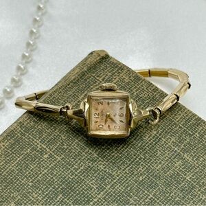 1950's Dainty Elgin De Luxe 10k RGP Wind-Up Watch